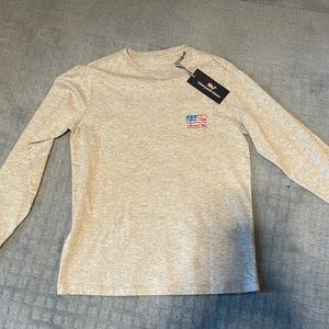 Vineyard Vines long sleeve T shirt